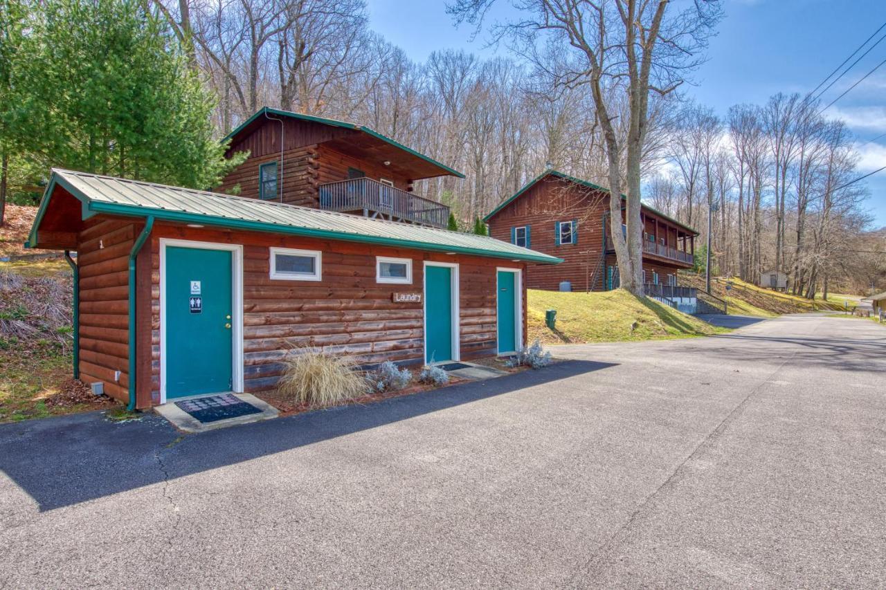 Campground Cabin Lake Junaluska Buitenkant foto